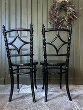 Load image into Gallery viewer, Aesthetic movement Edwardian early 20th century antique black painted bent wood chairs pair