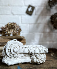 Load image into Gallery viewer, 20th century antique white decorative moulded plaster piece