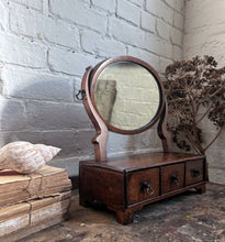 Load image into Gallery viewer, Antique Georgian Late 18th Mahogany dressing table mirror with drawers