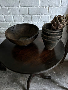 Antique Georgian mahogany tilt top tripod lamp table