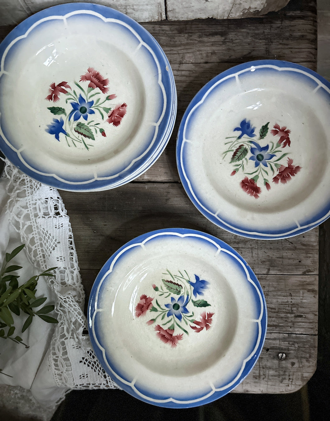 French Vintage Digoin Elon Sarreguemines bowls floral pattern