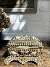 Load image into Gallery viewer, French Vintage shell covered souvenir jewellery box