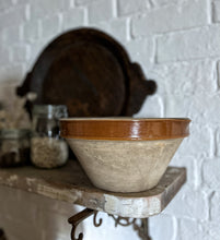 Load image into Gallery viewer, A Vintage french farmhouse style terracotta mixng kitchen bowl