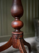 Load image into Gallery viewer, Georgian antique simple country house style tripod leg wine side table