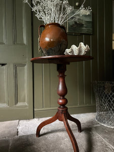 Georgian antique simple country house style tripod leg wine side table