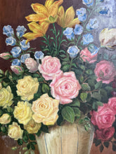 Load image into Gallery viewer, Vintage 1940&#39;s floral still life oil painting on canvas signed