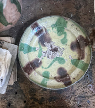 Load image into Gallery viewer, Antique 19th century Whieldon type dish bowl yellow &amp; green glaze