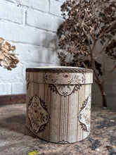 Load image into Gallery viewer, Small fabric covered French vintage lidded box