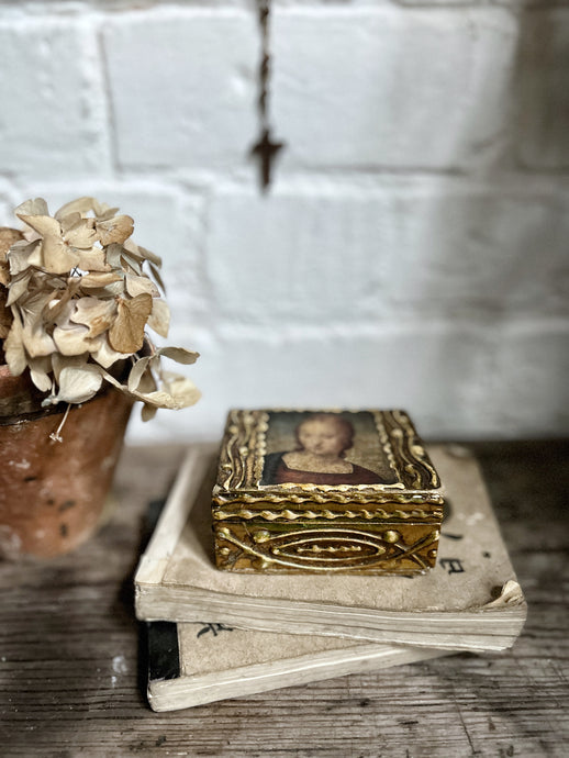 Small wooden Vintage gilded Italian Florentine keepsake box Raphael Madonna image