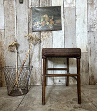 Load image into Gallery viewer, Vintage 1940's original Lusty Lloyd Loom stool with label