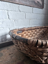 Load image into Gallery viewer, Vintage large coppiced wood oak swill basket 