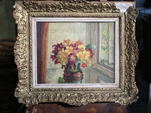 Vintage still life floral oil painting in original gilt ghesso frame