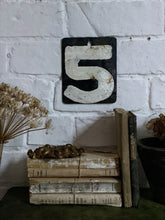 Load image into Gallery viewer, Vintage metal hand painted cricket score board number double sided 4 &amp; 5
