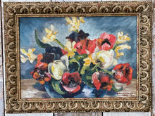 Load image into Gallery viewer, A lovely mid 20th century still life floral oil painting framed