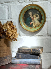 Load image into Gallery viewer, A Vintage Italian Religious Print in Decorative frame