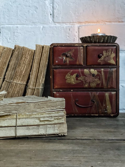 Tansu Chest